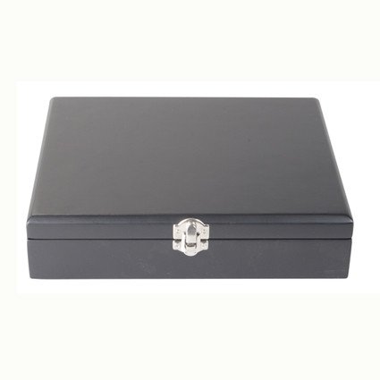 Geschenkbox aus Holz in schwarz