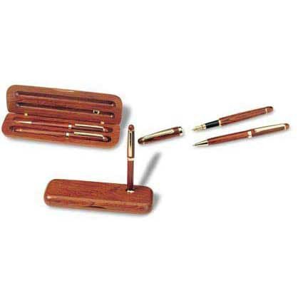 Kugelschreiber und Füller aus Holz in Box