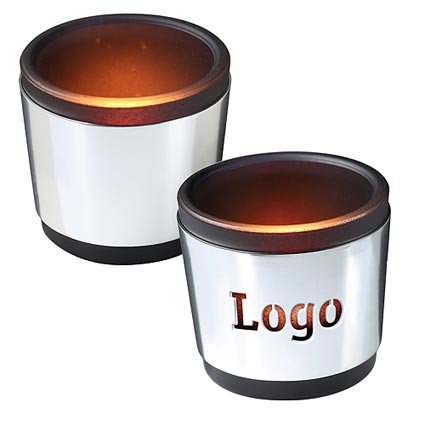 Teelichthalter mit ausgestanztem Logo